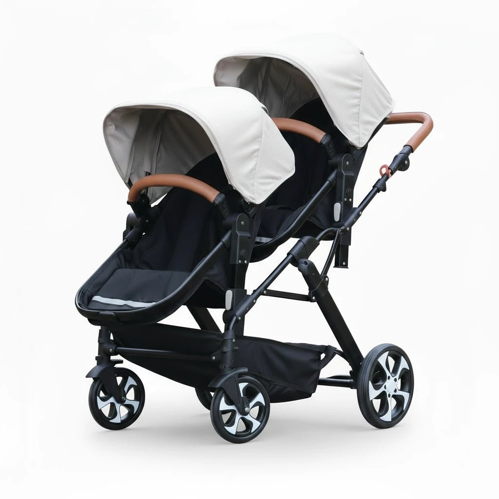 Poussette double beige Kalinatur pour jumeaux ou enfants rapprochés, canopy beige et châssis noir, vue studio fond beige.