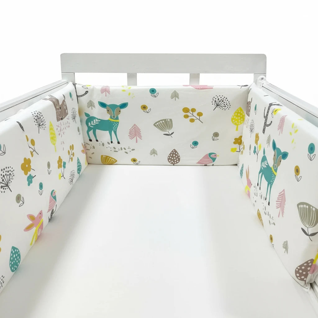 Tour de lit bébé multi-motifs