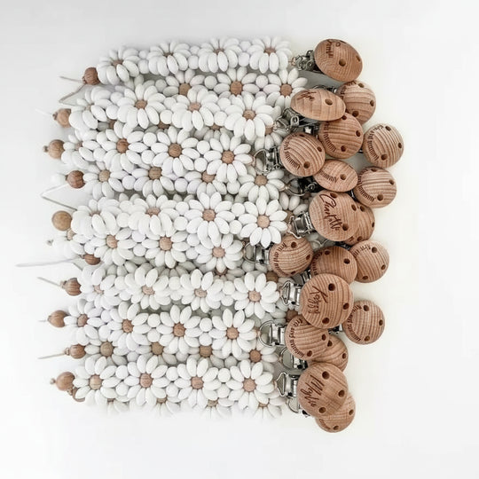 Attache-tétine fleur silicone Kalinatur™ – Douceur, sécurité & style bébé