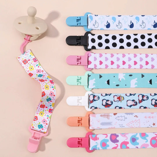 Kalinatur™ Wooden &amp; Silicone Baby Pacifier Clip – Safe, Natural Design and Elegant