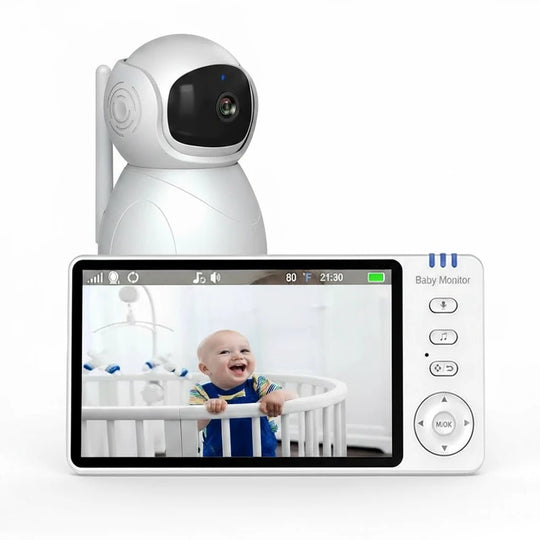 Camera bebeHD BabyCam Serenity avec écran 5 pouces affichant un nourrisson paisible, par KaliNatur