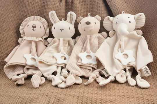 Collection de doudous bébé Kalinatur : lion, lapin, ours et éléphant en tissu doux