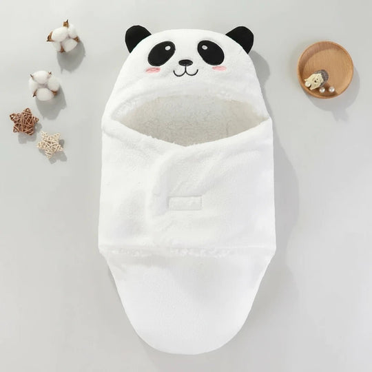 Couverture d’emmaillotage Kalinatur en forme de panda blanc, douce et chaude avec capuche à oreilles, idéale pour envelopper bébé durant l’hiver.