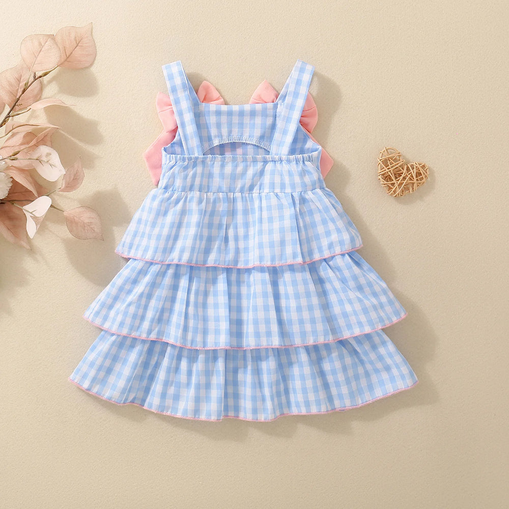 derriere de la robe bleu a noeuds rose