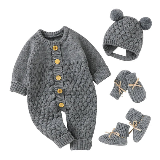 Ensemble tricot gris pour bebe avec combinaison a boutons, bonnet a pompons et chaussons assortis, tenue chaude et elegante KaliNatur.