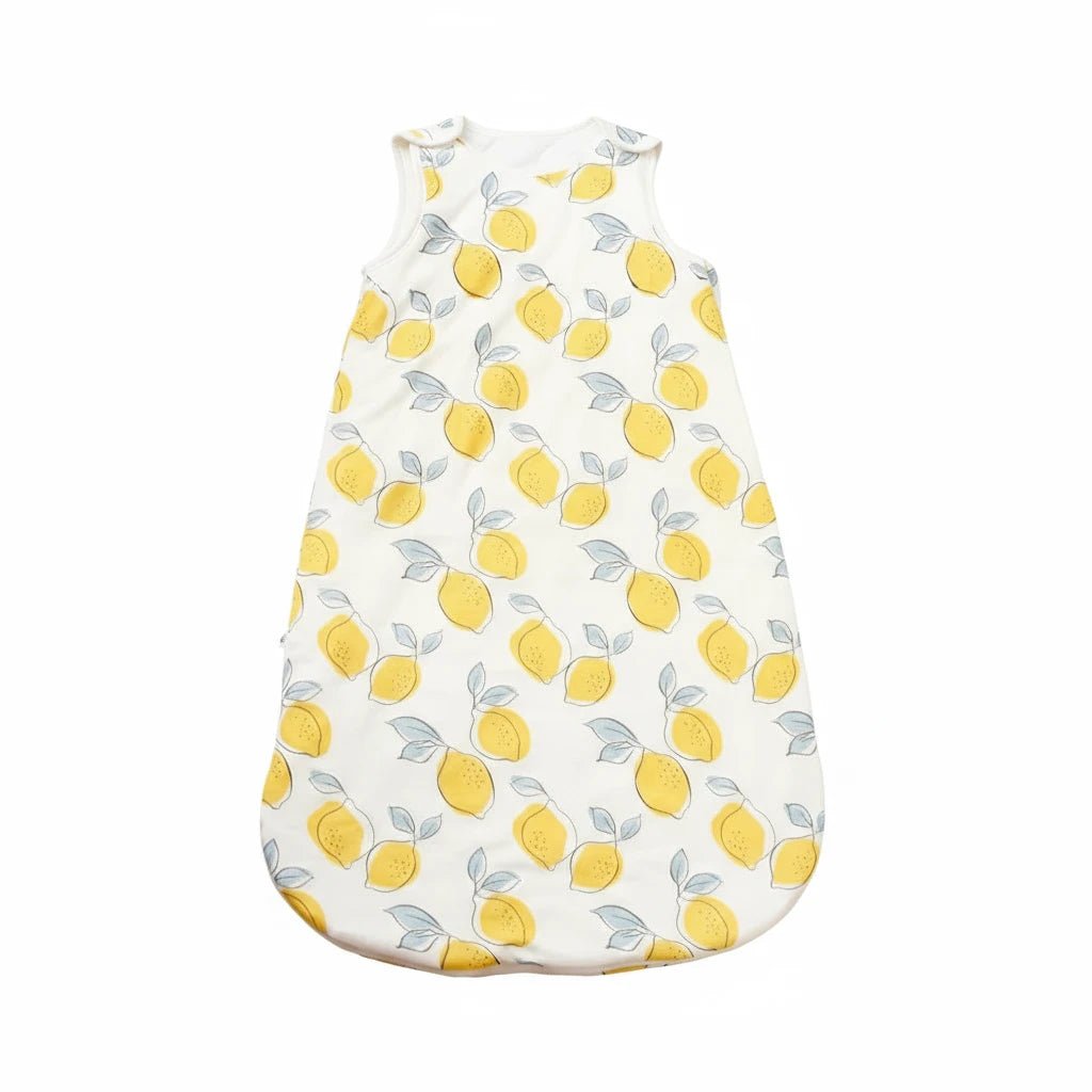 Gigoteuse bébé en coton bio à imprimé citrons jaunes, légère et respirante, idéale pour l’hiver comme pour l’été – Kalinatur.