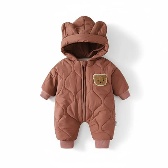 Combinaison d’hiver bébé marron avec capuche oreilles d’ourson et patch brodé.
