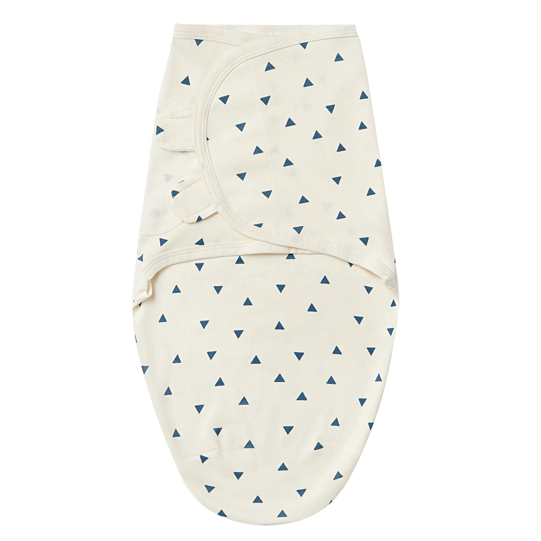 Gigoteuse écrue pour bébé avec petits triangles bleus, modèle Kalinatur.
