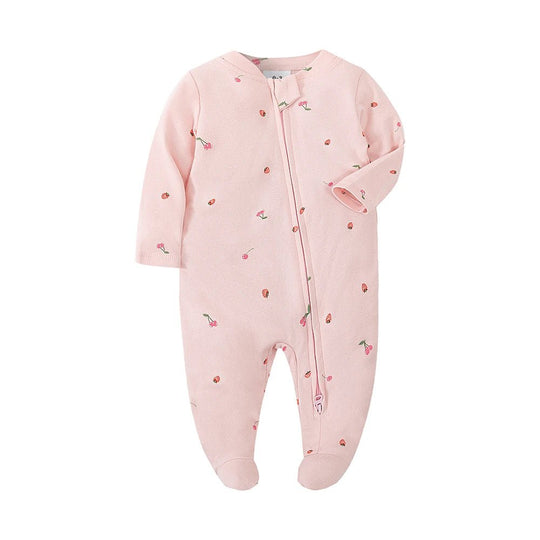 Grenouillère pour bébé en coton rose pâle, imprimée de petites cerises, avec fermeture zippée – collection Kalinatur