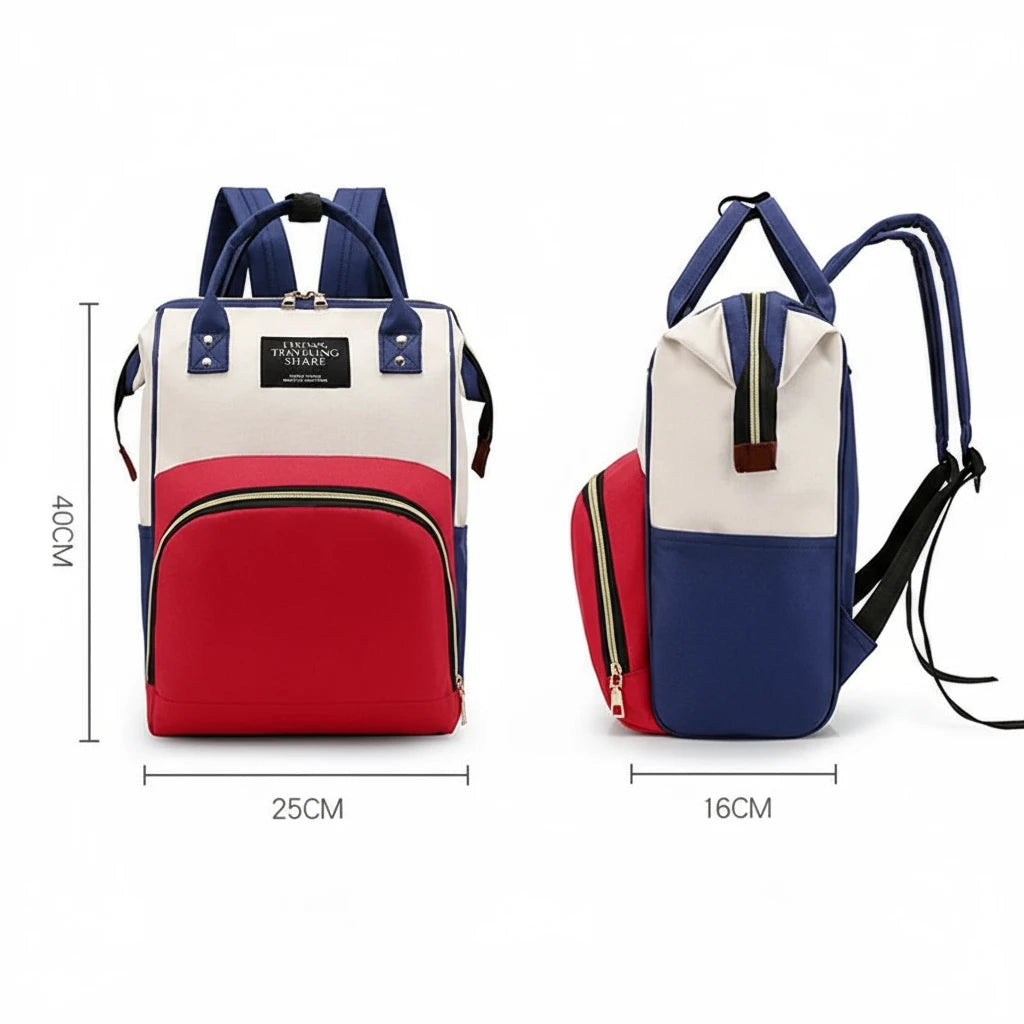 Sac à dos à langer rouge blanc et bleu Kalinatur porté par une maman, style pratique et élégant.