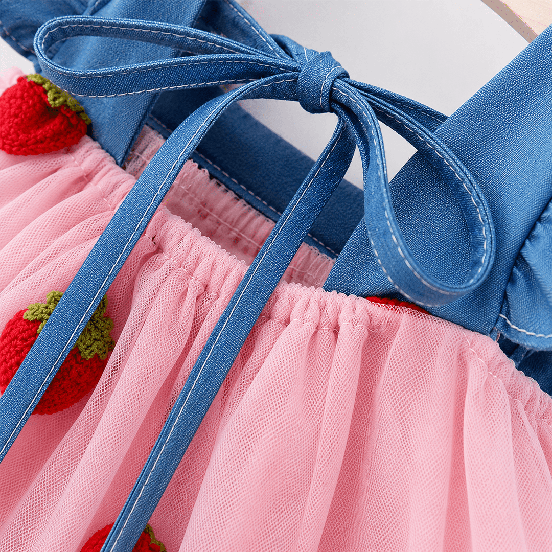 zomm sur rose fraise couleur rose et zoom sur noeud