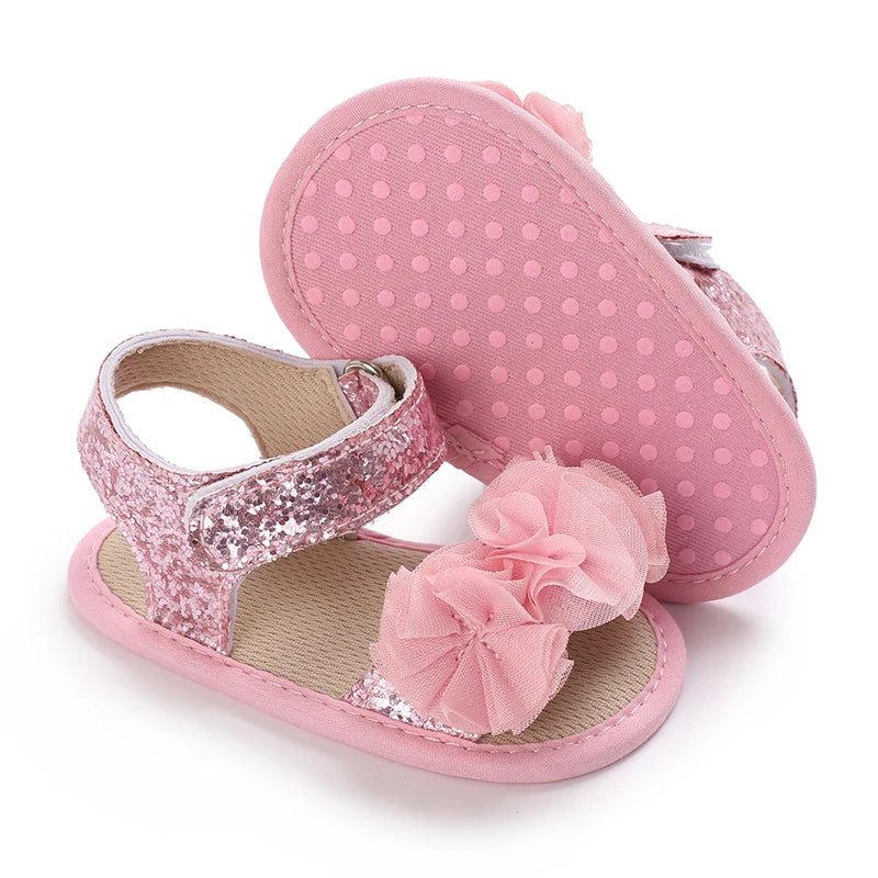 Sandales bébé fille roses pailletées avec fleurs en tulle et fermeture scratch, chaussures premiers pas à semelle souple antidérapante pour bébé de 0 à 18 mois
