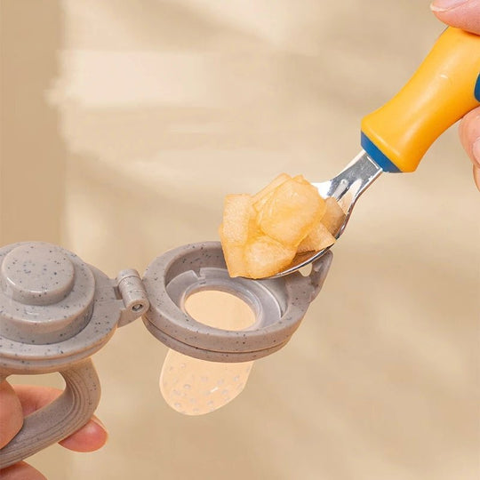 Tétines Mange-Fruits Bébé Silicone avec Couvercle – Tétine d’Alimentation kalinatur™