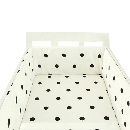 Multi-pattern baby cot bumper