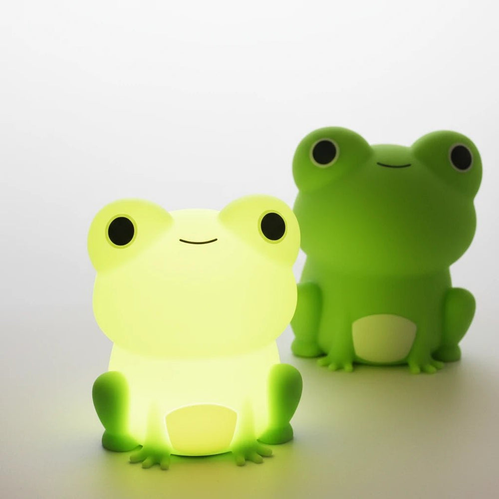 Veilleuse bébé en forme de grenouille verte – lumière douce et rassurante pour apaiser le sommeil des enfants – produit Kalinatur™