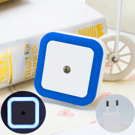 Veilleuse murale LED bleue avec capteur crépusculaire et prise européenne – lumière automatique douce pour chambre bébé – Kalinatur™